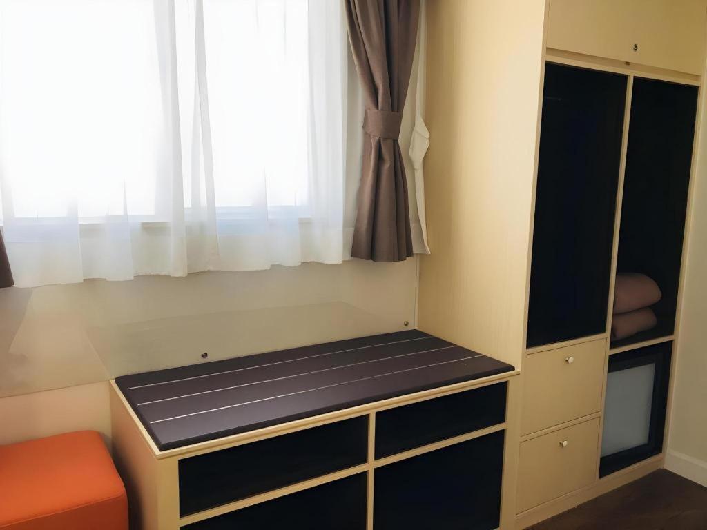 Khách sạn West Hong Kong