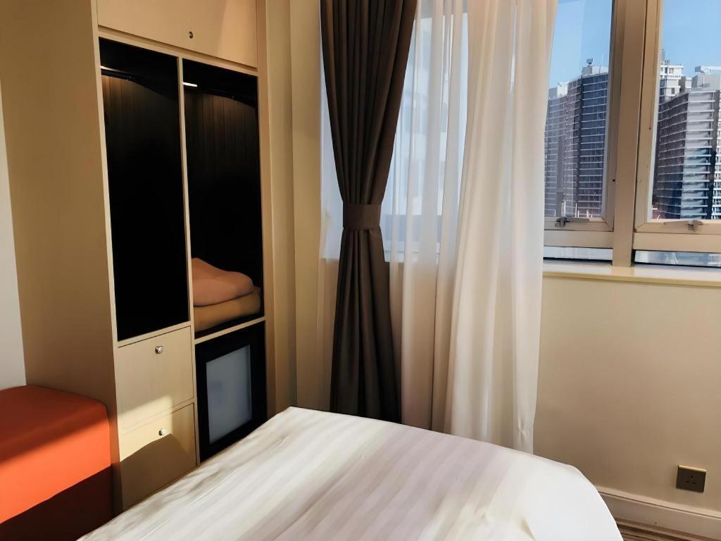 Khách sạn West 3*