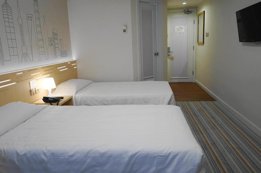 Khách sạn West 3*