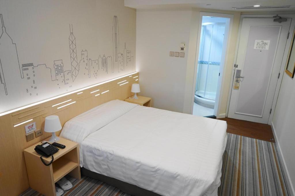 West Hotel 3*